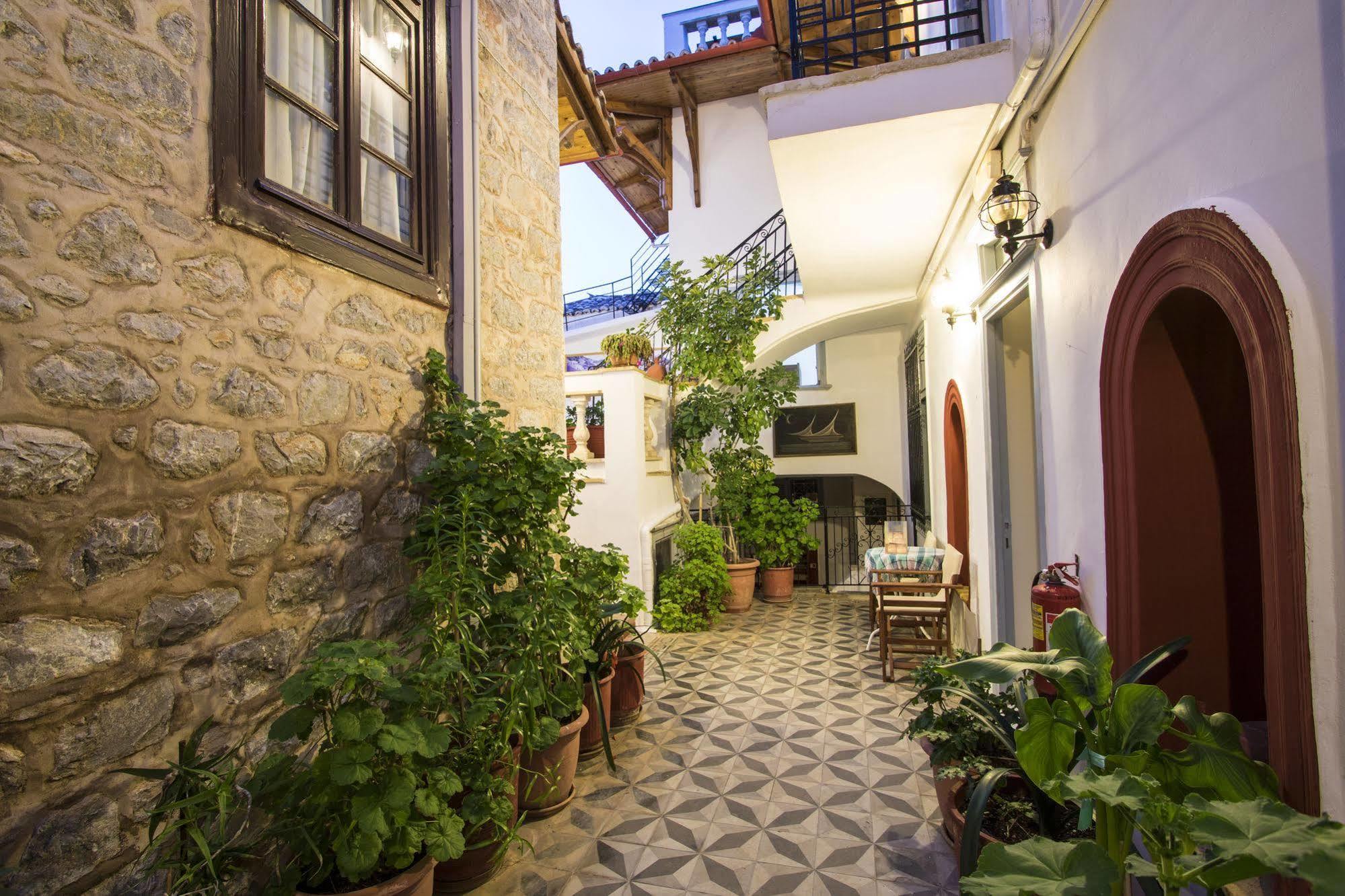 Achilleas Pension Hidra Exterior foto
